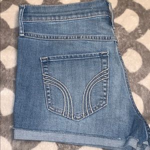 Hollister Short-Short Highrise